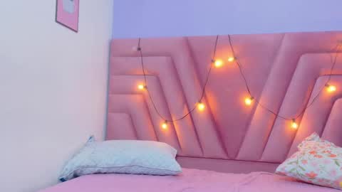 Khloe  online show from 2, 2, 2026