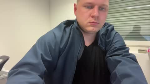 Snapshot of hornyboy95300 chatting on 23, 12, 2024 hornyboy95300 online show from 23, 12, 2024