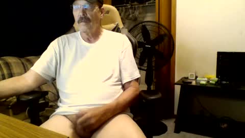 hornymanwi online show from 28, 7, 2026