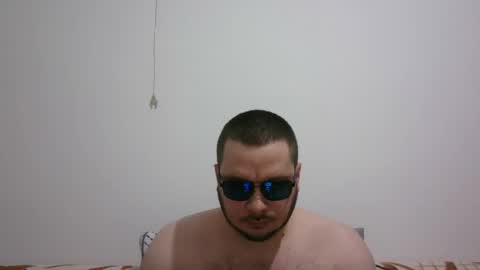 Snapshot of hornymonkey991 chatting on 5, 4, 2026 hornymonkey991 online show from 5, 4, 2026