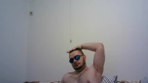 Snapshot of hornymonkey991 chatting on 8, 6, 2026 hornymonkey991 online show from 8, 6, 2026