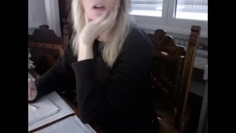 Hornyssima online show from 4, 11, 2025