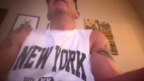 Snapshot of hoss43040 chatting on 9, 9, 2025 hoss43040 online show from 9, 9, 2025