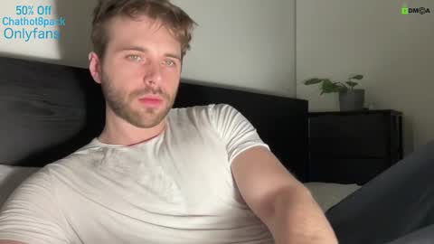 Snapshot of hot8pack01 chatting on 14, 2, 2025 Edward aka Wolf online show from 14, 2, 2025