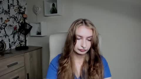 NINA online show from 7, 10, 2025