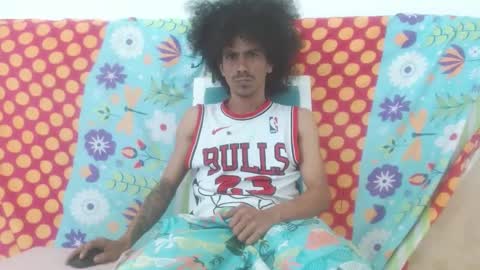 Private open online show from 7, 1, 2025