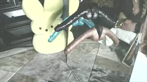 Snapshot of hot_ass_mess chatting on 14, 2, 2025 anytime-angel online show from 14, 2, 2025