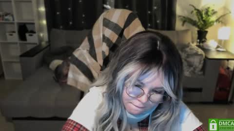   online show from 5, 12, 2024