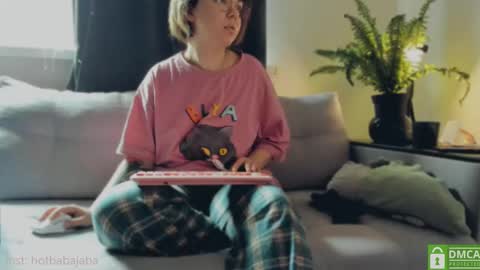   online show from 23, 2, 2025