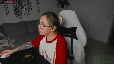   online show from 15, 1, 2026