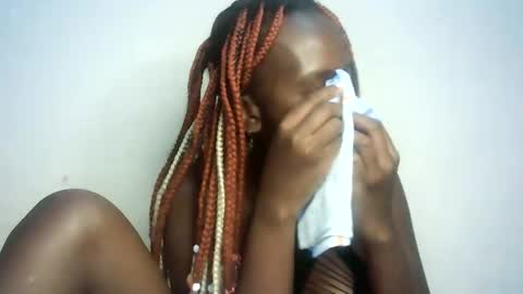 Snapshot of hot_berry2003 chatting on 16, 1, 2025 Millie online show from 16, 1, 2025