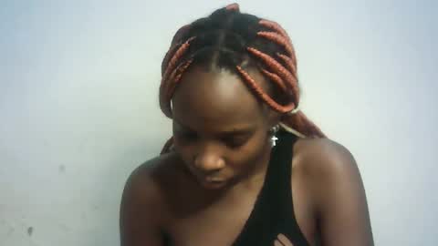 Snapshot of hot_berry2003 chatting on 19, 1, 2025 Millie online show from 19, 1, 2025