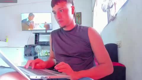 hot boy 04 online show from 19, 7, 2026
