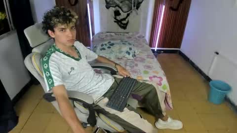 hot bunny online show from 28, 10, 2025