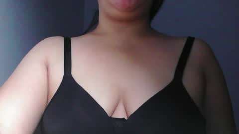 Snapshot of hot_clit28 chatting on 25, 3, 2026 ana online show from 25, 3, 2026