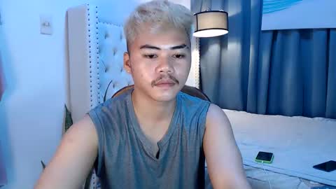 Snapshot of hot_emmanuel chatting on 26, 4, 2026 hot_emmanuel online show from 26, 4, 2026