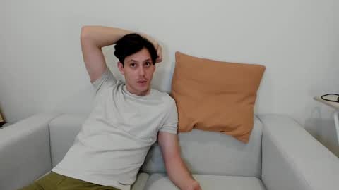 Snapshot of hot_ho chatting on 5, 1, 2025 Angel and Max FANSLY - hot ho online show from 5, 1, 2025