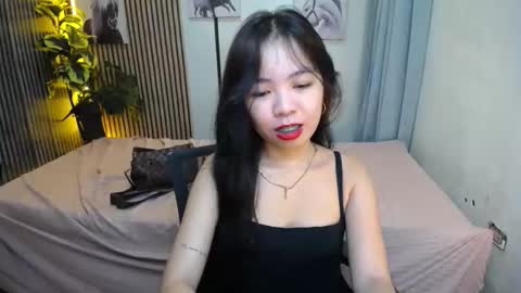 Ms Yen online show from 15, 11, 2025