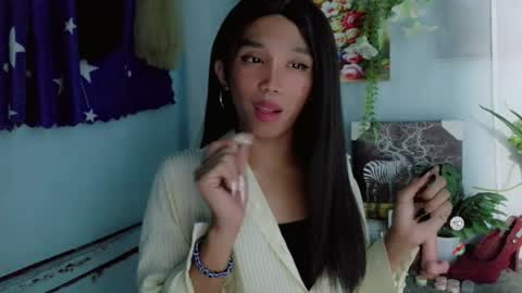 Khianna online show from 12, 4, 2026