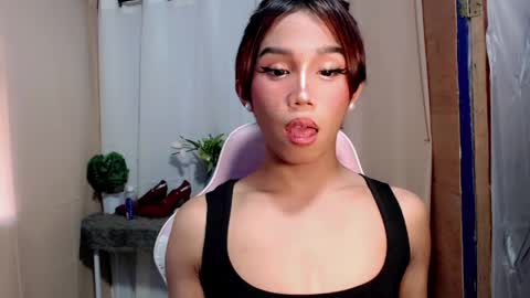 Snapshot of hot_khianna chatting on 29, 4, 2026 Khianna online show from 29, 4, 2026