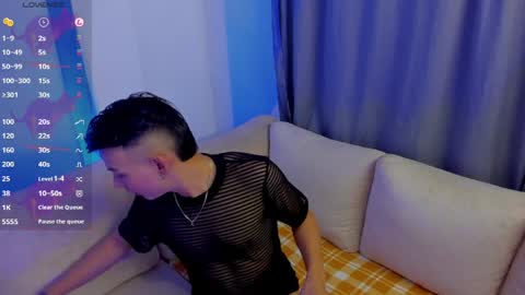 Snapshot of hot_latin_temptation chatting on 18, 4, 2026 Alejandro online show from 18, 4, 2026