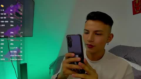 Snapshot of hot_latin_temptation chatting on 13, 5, 2026 Alejandro online show from 13, 5, 2026