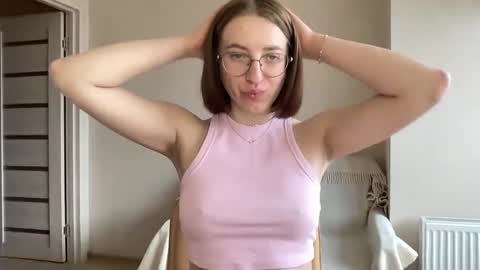 Lina online show from 6, 1, 2025