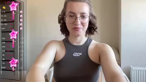 Lina online show from 16, 2, 2025