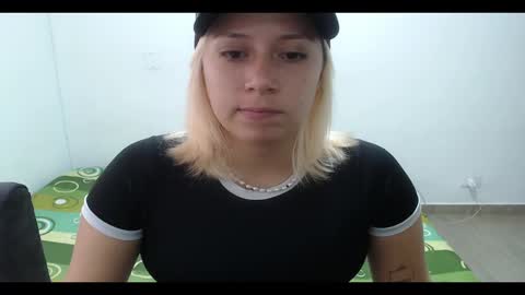 Mia online show from 9, 2, 2025