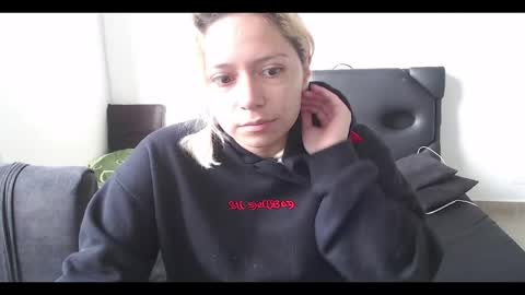 Mia online show from 26, 2, 2025