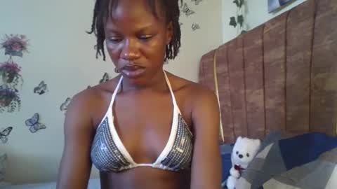 hot petite100 online show from 20, 4, 2026