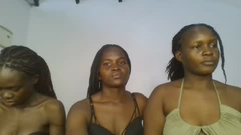 Snapshot of hot_petite12 chatting on 29, 6, 2026 Petite online show from 29, 6, 2026
