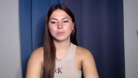 Snapshot of hot_precious_nikki chatting on 1, 2, 2026 Nikki online show from 1, 2, 2026