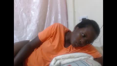 RAYLAH online show from 27, 2, 2026