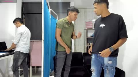 Vanesa Oliver and Andrew online show from 8, 2, 2025