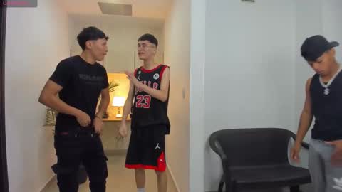 Vanesa Oliver and Andrew online show from 13, 10, 2025