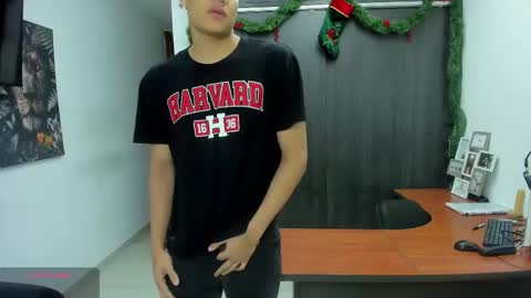 Vanesa Oliver and Andrew online show from 12, 1, 2026