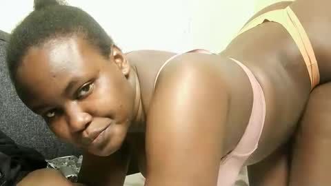 Snapshot of hot_sexxy_bitch chatting on 11, 3, 2026 Brendah online show from 11, 3, 2026