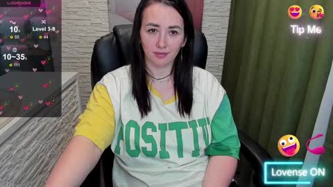 Snapshot of hot_squirtgirl chatting on 30, 1, 2025 Vasilisa online show from 30, 1, 2025