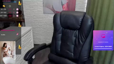 Snapshot of hot_squirtgirl chatting on 4, 3, 2025 Vasilisa online show from 4, 3, 2025