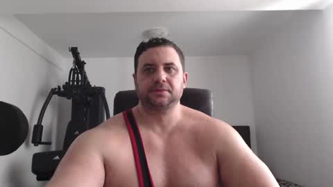 Snapshot of hot_stefano1 chatting on 16, 2, 2025 Stefano.. online show from 16, 2, 2025