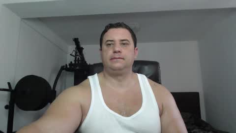 Snapshot of hot_stefano1 chatting on 21, 9, 2025 Stefano.. online show from 21, 9, 2025