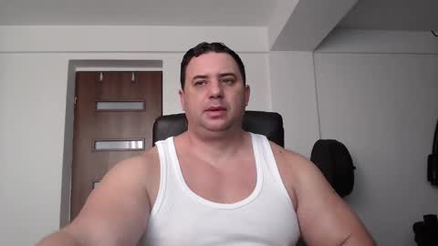 Snapshot of hot_stefano1 chatting on 25, 10, 2025 Stefano.. online show from 25, 10, 2025