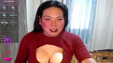Snapshot of hotasian_mama chatting on 22, 10, 2025 Grace online show from 22, 10, 2025