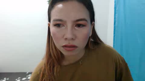 hotasian_pinky online show from 23, 2, 2025