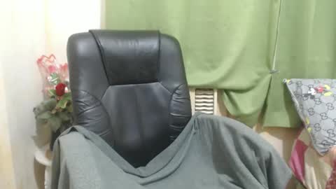 Snapshot of hotasianayra69 chatting on 30, 11, 2025 hotasianayra69 online show from 30, 11, 2025