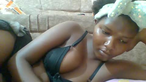 Snapshot of hotbabbee chatting on 24, 1, 2025 love online show from 24, 1, 2025