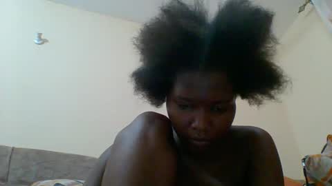 Snapshot of hotbabbee chatting on 4, 2, 2025 love online show from 4, 2, 2025