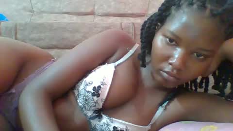 Snapshot of hotbabbee chatting on 7, 2, 2025 love online show from 7, 2, 2025