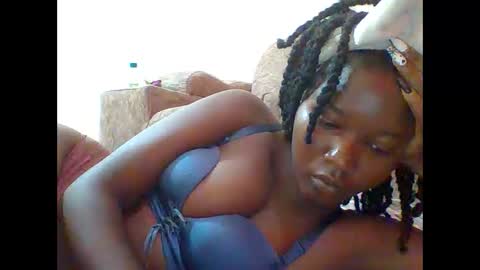 Snapshot of hotbabbee chatting on 1, 3, 2025 love online show from 1, 3, 2025